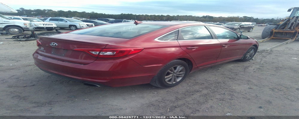 5NPE24AF2FH145143 2015 HYUNDAI SONATA photo no. 4