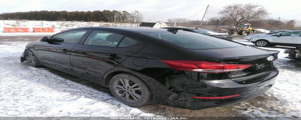 5NPD84LF4JH262657 2018 HYUNDAI ELANTRA photo no. 3