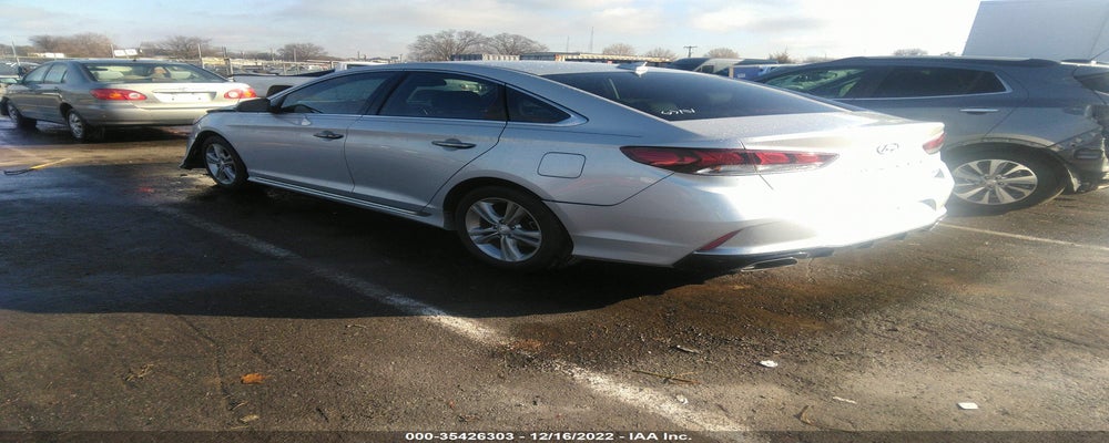 5NPE34AF0KH735672 2019 HYUNDAI SONATA photo no. 3