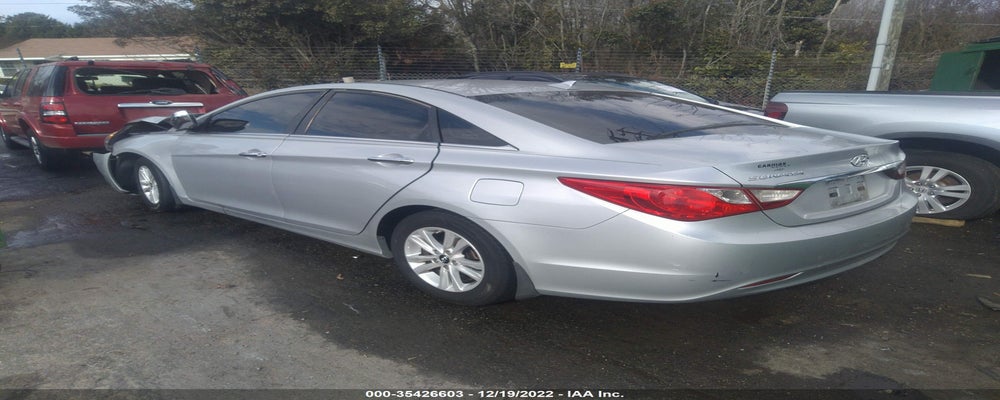 5NPEB4AC4DH575730 2013 HYUNDAI SONATA photo no. 3