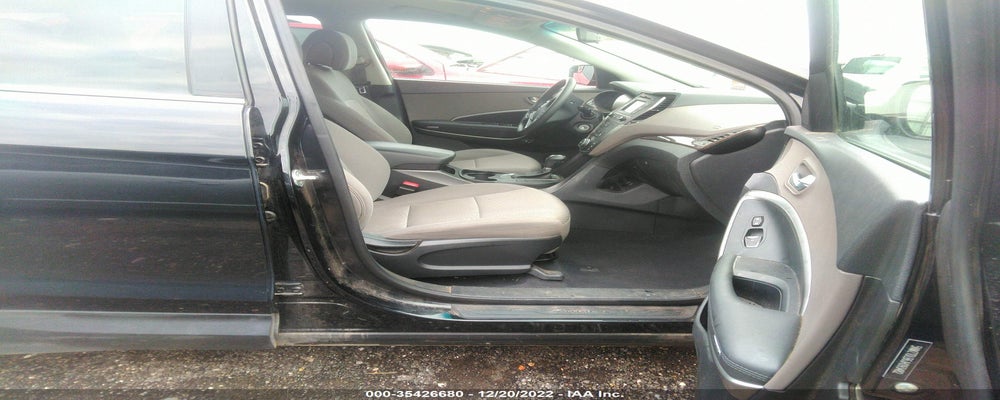 5NMZTDLB6JH093482 2018 HYUNDAI SANTA FE SPORT photo no. 5