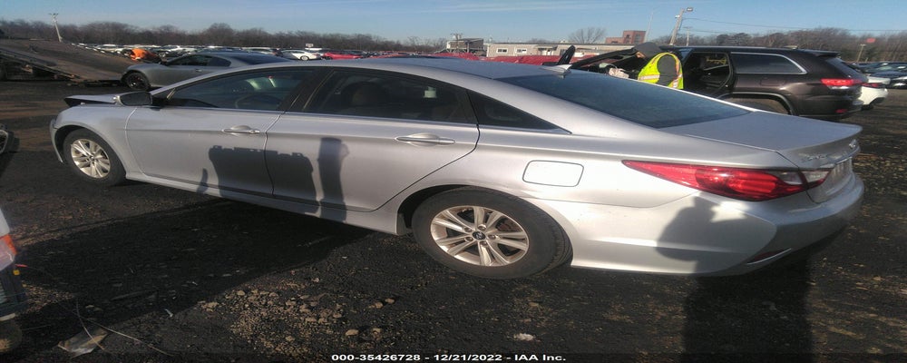 5NPEB4AC7EH941519 2014 HYUNDAI SONATA photo no. 3