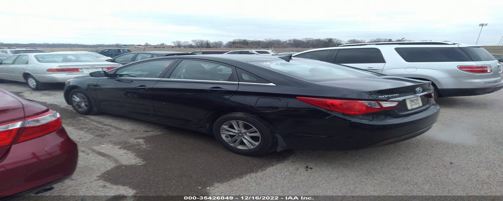 5NPEB4AC4BH110877 2011 HYUNDAI SONATA photo no. 3