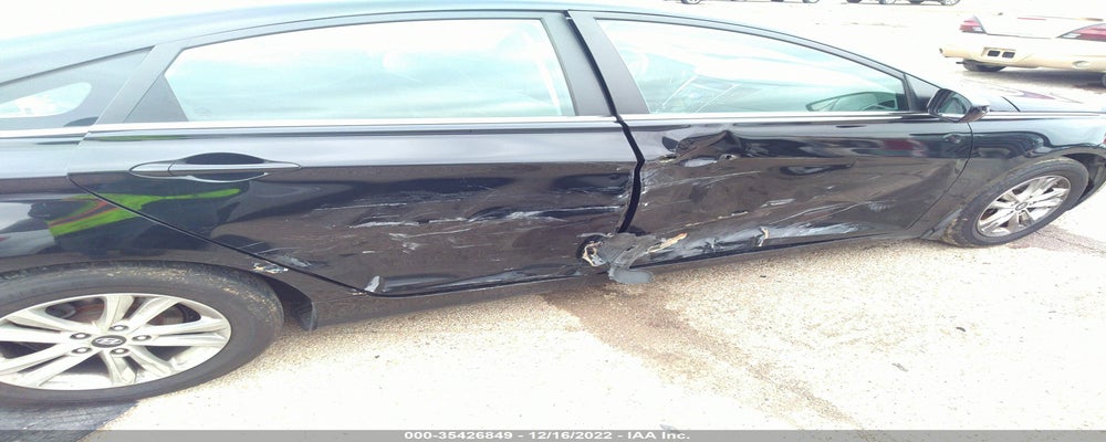 5NPEB4AC4BH110877 2011 HYUNDAI SONATA photo no. 6