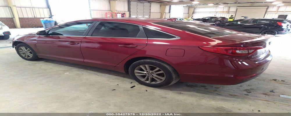 5NPE24AFXFH072264 2015 HYUNDAI SONATA photo no. 3