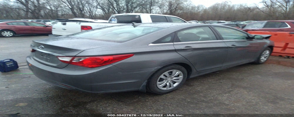 5NPEB4AC3BH264223 2011 HYUNDAI SONATA photo no. 4