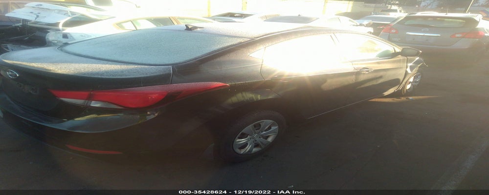 5NPDH4AE0GH667255 2016 HYUNDAI ELANTRA photo no. 4