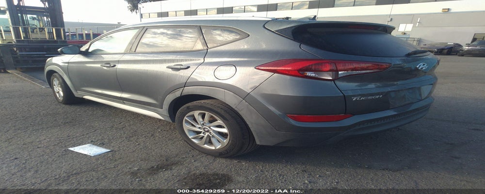KM8J33A4XJU628538 2018 HYUNDAI TUCSON photo no. 3