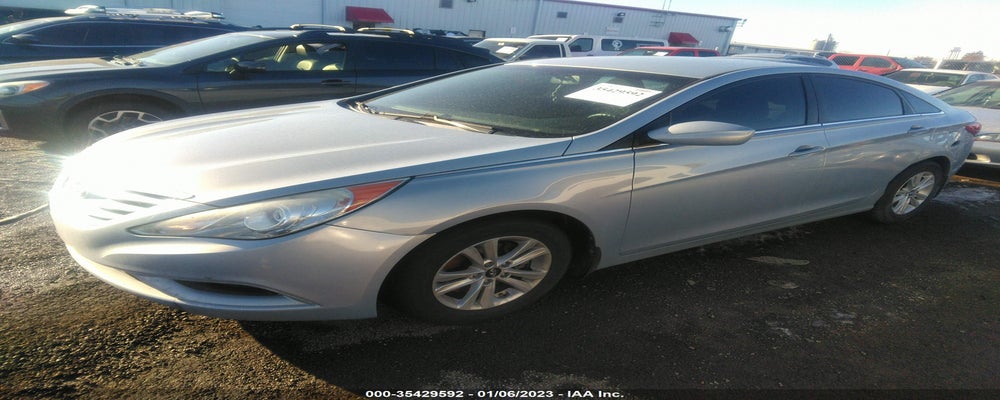 5NPEB4AC4CH477022 2012 HYUNDAI SONATA photo no. 2