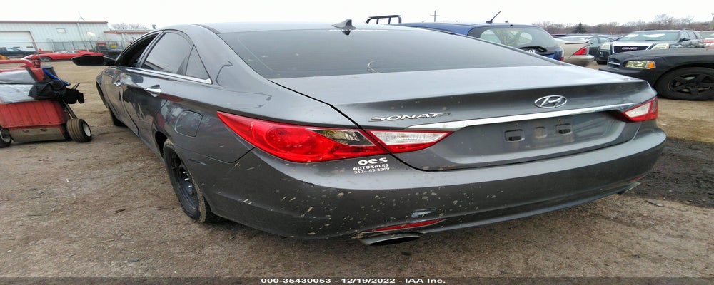 5NPEC4AC8BH156953 2011 HYUNDAI SONATA photo no. 3