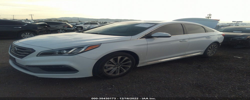 5NPE34AF4HH550128 2017 HYUNDAI SONATA photo no. 2