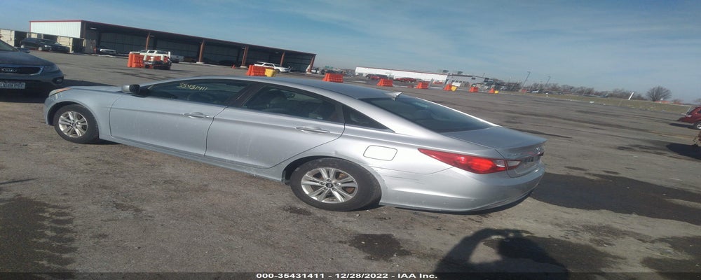 5NPEB4ACXBH243692 2011 HYUNDAI SONATA photo no. 3