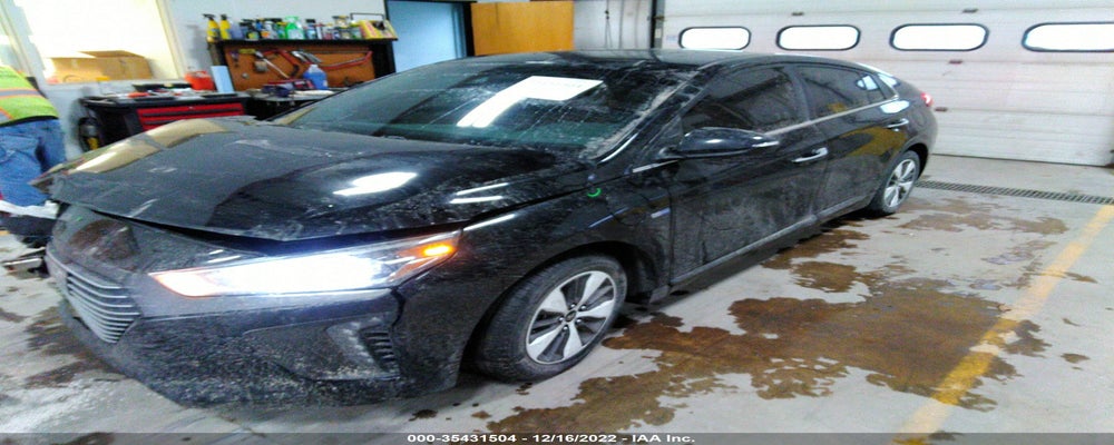 KMHC75LD7KU136153 2019 HYUNDAI IONIQ PLUG-IN HYBRID photo no. 2