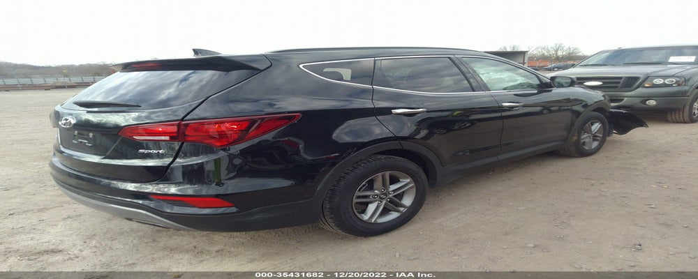 5XYZU3LB7HG383919 2017 HYUNDAI SANTA FE SPORT photo no. 4