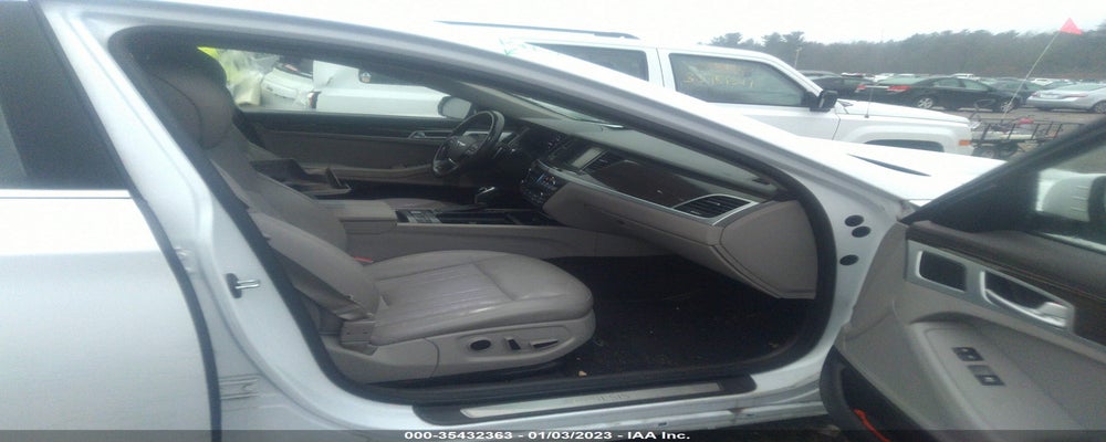 KMHGN4JE8FU031057 2015 HYUNDAI GENESIS photo no. 5