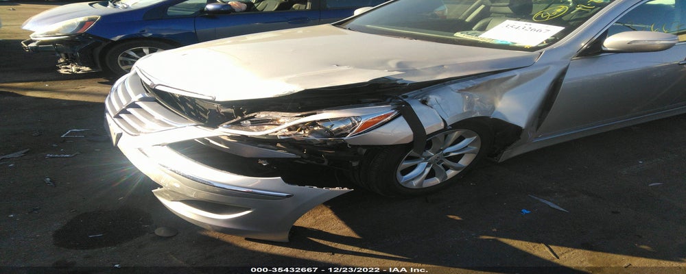 KMHGC4DD9CU179299 2012 HYUNDAI GENESIS photo no. 6