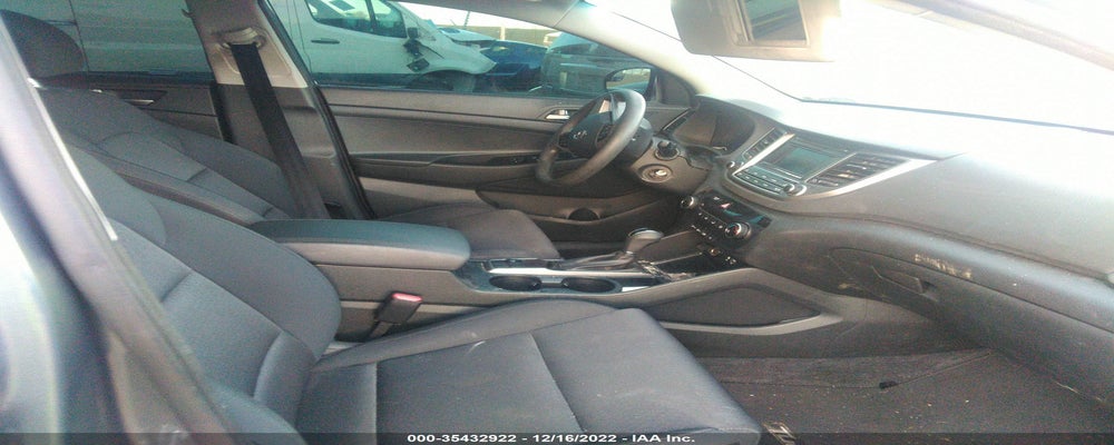 KM8J23A42HU443414 2017 HYUNDAI TUCSON photo no. 5