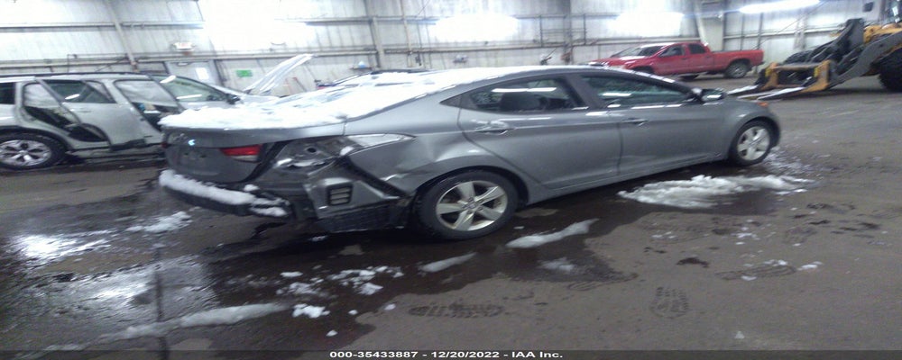 KMHDH4AE0GU492880 2016 HYUNDAI ELANTRA photo no. 4