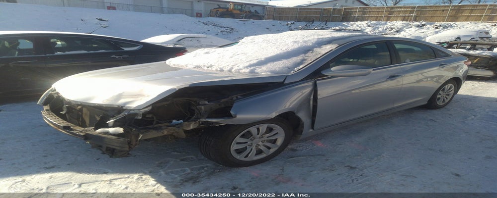 5NPEB4AC1BH275141 2011 HYUNDAI SONATA photo no. 2