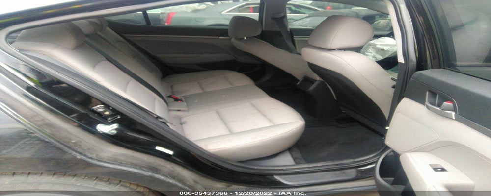 KMHD74LF1HU372161 2017 HYUNDAI ELANTRA photo no. 8
