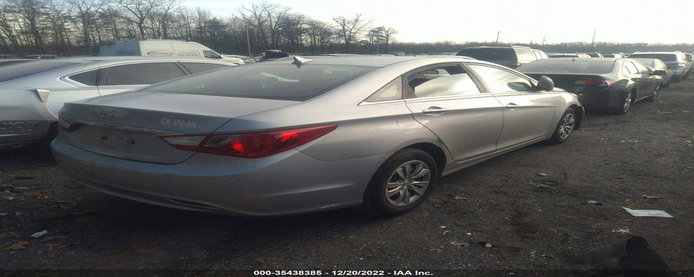 5NPEB4AC5BH047000 2011 HYUNDAI SONATA photo no. 4