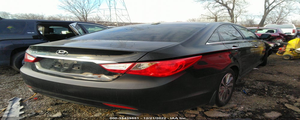 5NPEC4AC7CH483006 2012 HYUNDAI SONATA photo no. 4