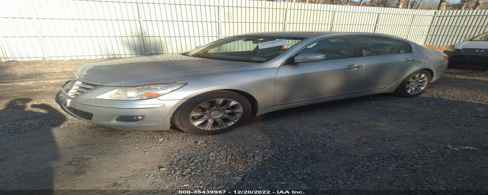 KMHGC4DE4AU077754 2010 HYUNDAI GENESIS photo no. 2