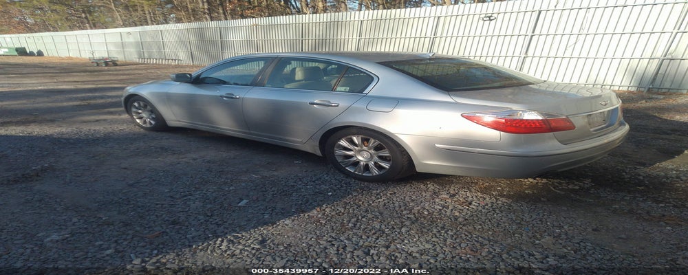 KMHGC4DE4AU077754 2010 HYUNDAI GENESIS photo no. 3