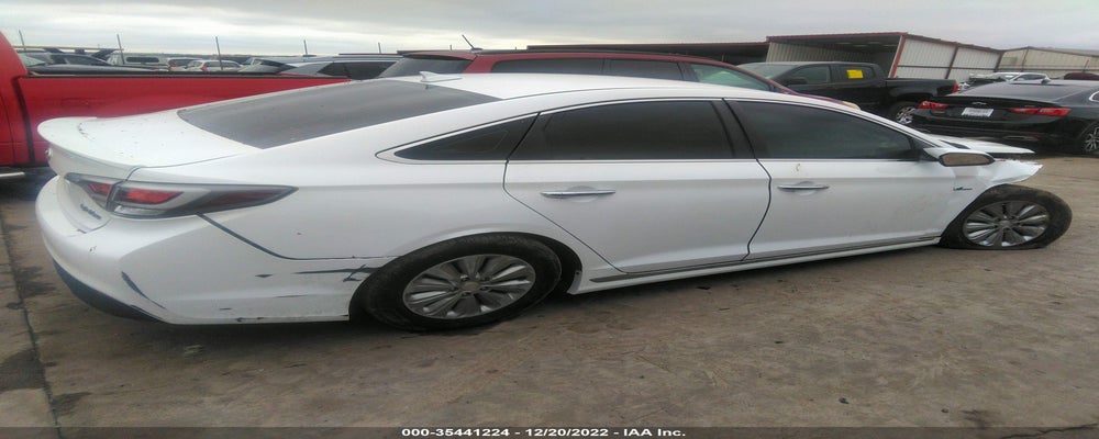 KMHE24L15HA055427 2017 HYUNDAI SONATA SE photo no. 4