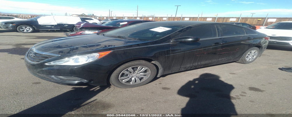 5NPEB4AC2BH244092 2011 HYUNDAI SONATA photo no. 2