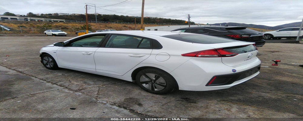 KMHC65LC0LU186730 2020 HYUNDAI IONIQ HYBRID photo no. 3