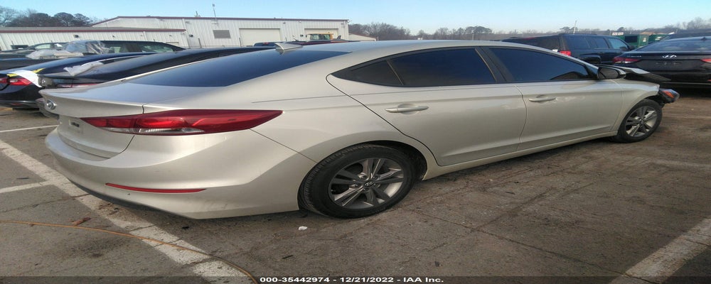 5NPD84LF4HH057365 2017 HYUNDAI ELANTRA photo no. 4