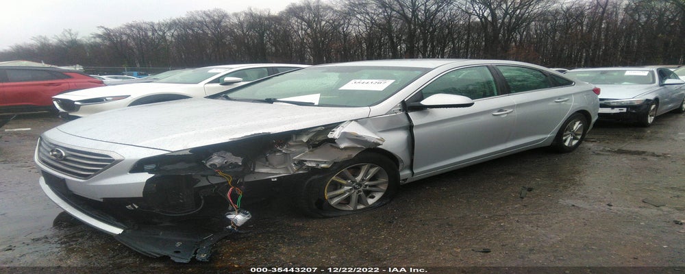 5NPE24AF6FH048396 2015 HYUNDAI SONATA photo no. 2