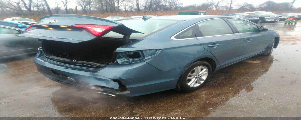 5NPE24AF0FH220695 2015 HYUNDAI SONATA photo no. 4