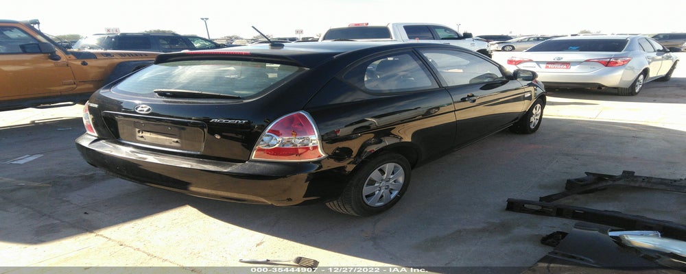 KMHCM3AC0AU185684 2010 HYUNDAI ACCENT photo no. 4