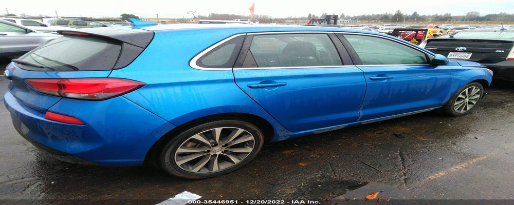 KMHH35LE7JU029094 2018 HYUNDAI ELANTRA GT photo no. 4