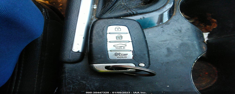 5NPEC4AB2CH430527 2012 HYUNDAI SONATA photo no. 11