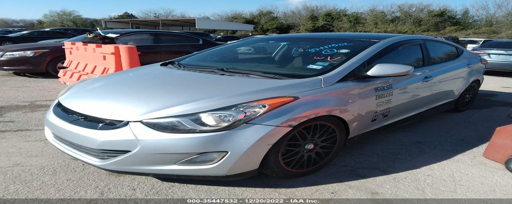 5NPDH4AE8DH283610 2013 HYUNDAI ELANTRA photo no. 2
