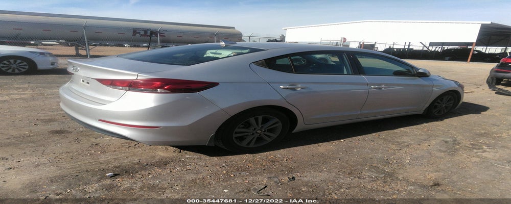 5NPD84LF4JH357641 2018 HYUNDAI ELANTRA photo no. 4