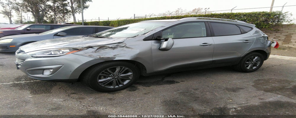 KM8JU3AG2FU048716 2015 HYUNDAI TUCSON photo no. 2