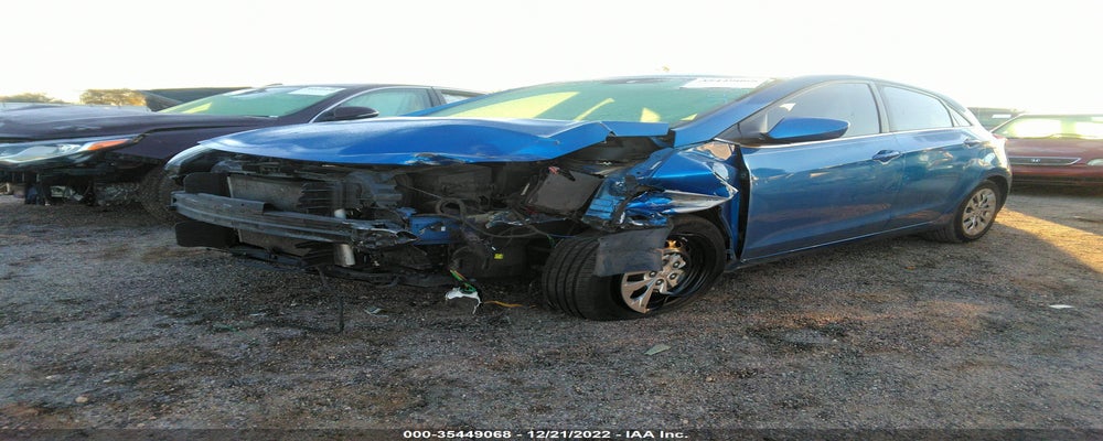 KMHD35LH3HU383407 2017 HYUNDAI ELANTRA GT photo no. 2