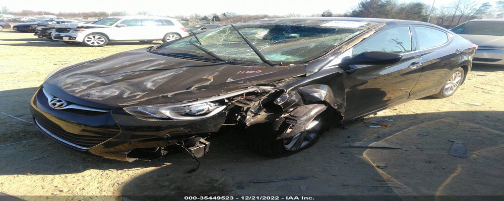 5NPDH4AEXFH633483 2015 HYUNDAI ELANTRA photo no. 2