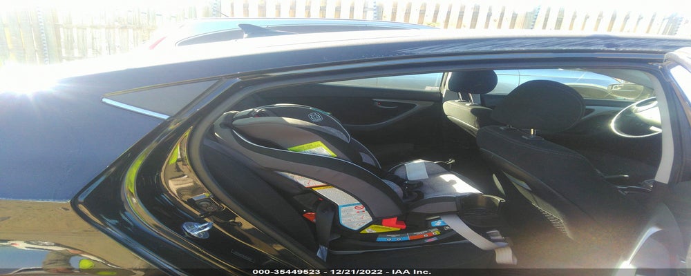 5NPDH4AEXFH633483 2015 HYUNDAI ELANTRA photo no. 8