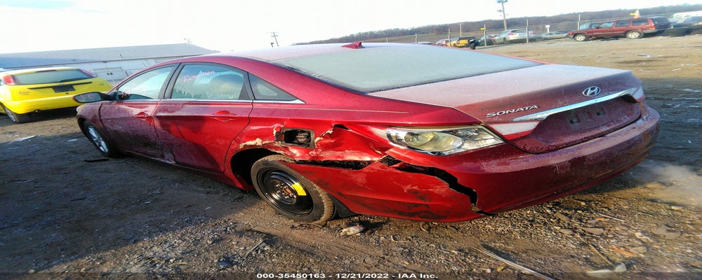 5NPEB4AC2DH688589 2013 HYUNDAI SONATA photo no. 3
