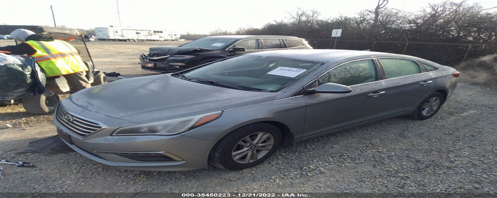 5NPE24AF5FH187306 2015 HYUNDAI SONATA photo no. 2
