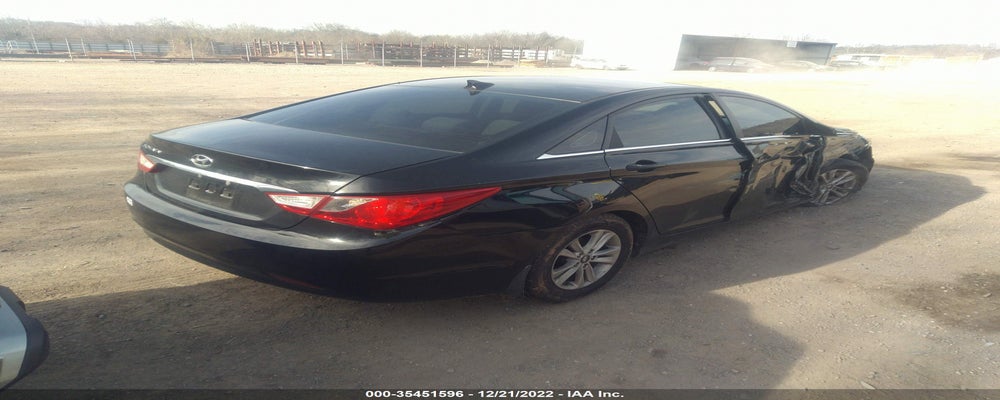 5NPEB4AC1DH780437 2013 HYUNDAI SONATA photo no. 4
