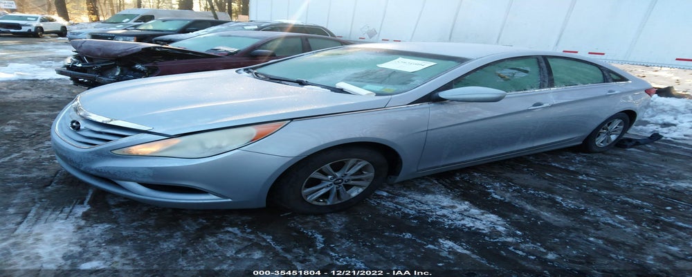 5NPEB4AC2BH075711 2011 HYUNDAI SONATA photo no. 2