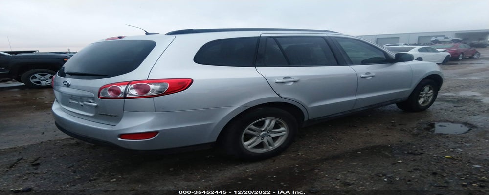 5XYZG3AB6BG067882 2011 HYUNDAI SANTA FE photo no. 4