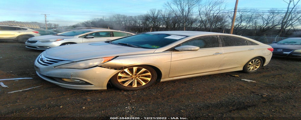 5NPEC4AB1EH933002 2014 HYUNDAI SONATA photo no. 6