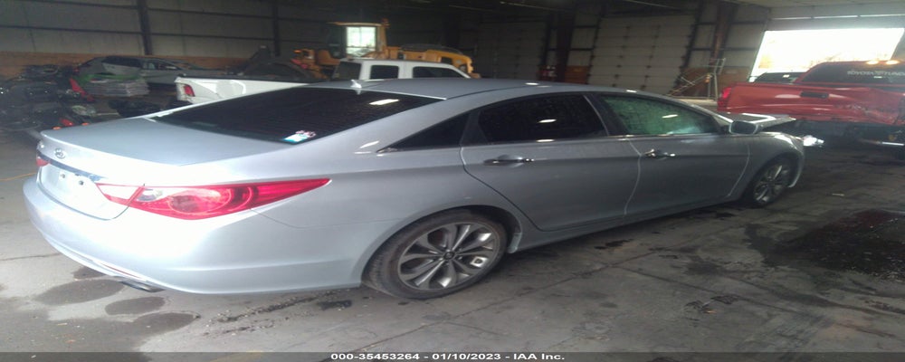 5NPEC4AB2DH767099 2013 HYUNDAI SONATA photo no. 4
